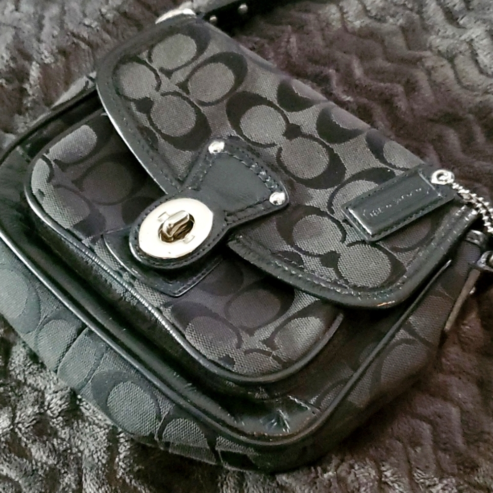 Hand bag